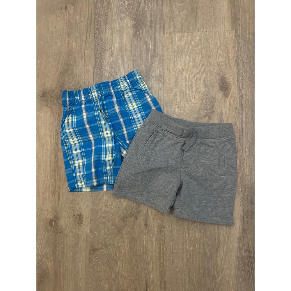Toddler Boys Bundle of 2 Pairs of Shorts Size 12-18 Months